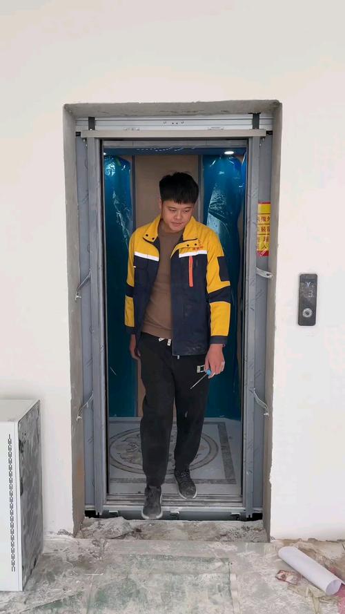 施工升降机的功率是多少?