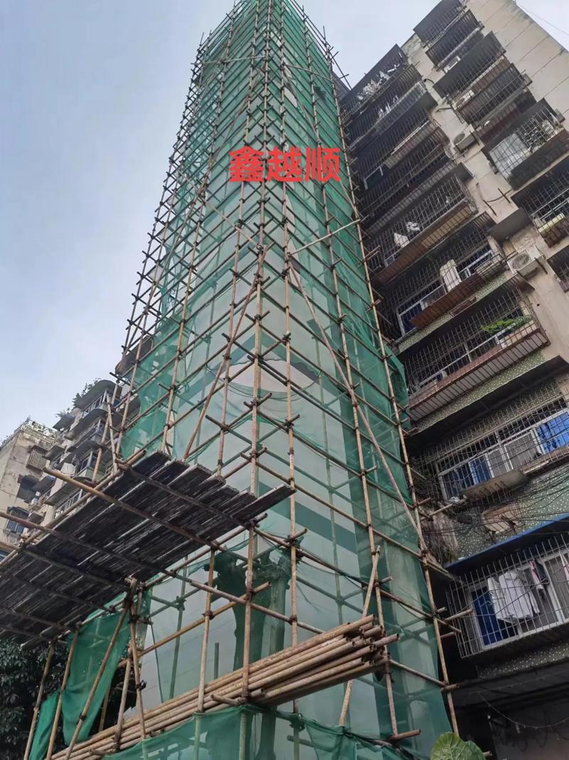 施工升降机和施工电梯的区别是什么?