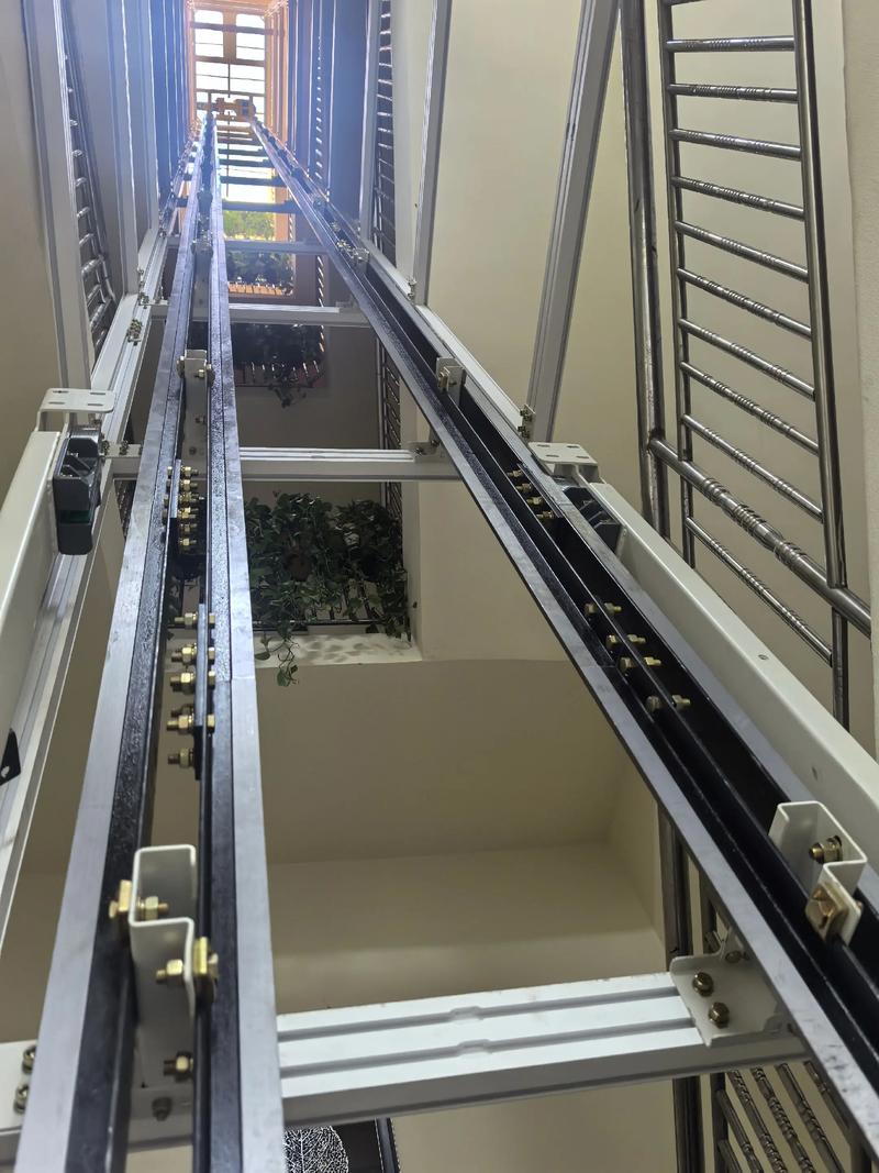 小区电梯维修责任归属