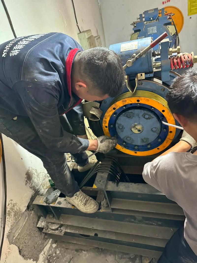 电梯安装、改造、修理和维护保养的要求是什么?