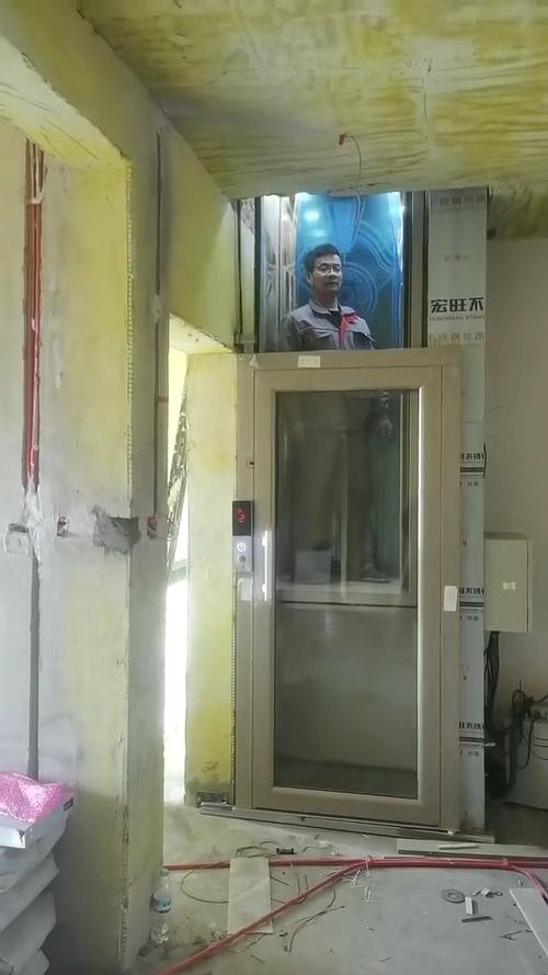 六楼装电梯费用需要多少钱 六楼装电梯费用需要多少钱